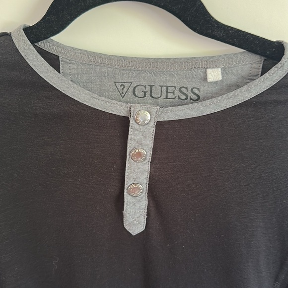 Guess Black Long Sleeve Henley Shirt Size Small - Picture 2 of 6